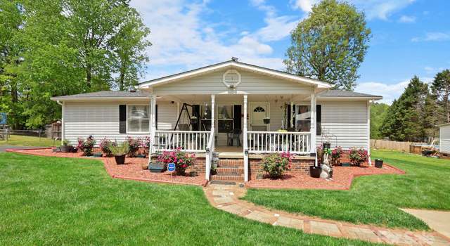 Photo of 3570 Fox Run, Lenoir, NC 28645