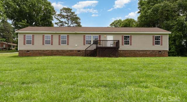 Photo of 828 Carver St Unit 17-19, Shelby, NC 28152