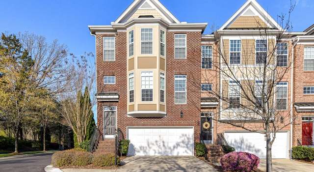 Photo of 7854 Springs Village Ln, Charlotte, NC 28226