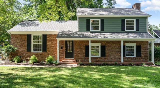 Photo of 3406 Erinbrook Ln, Charlotte, NC 28215