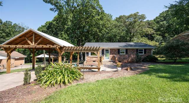 Photo of 418 Stokes Ave, Clover, SC 29710