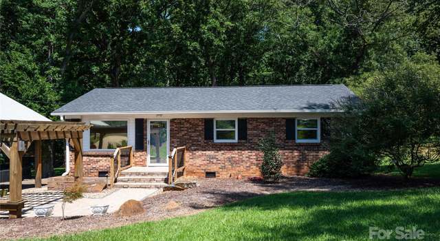 Photo of 418 Stokes Ave, Clover, SC 29710