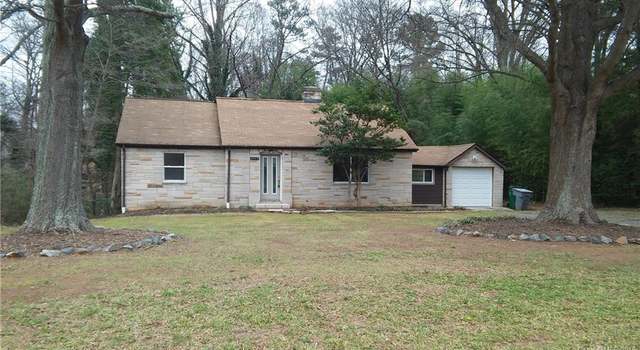 Photo of 2417 Toddville Rd, Charlotte, NC 28214