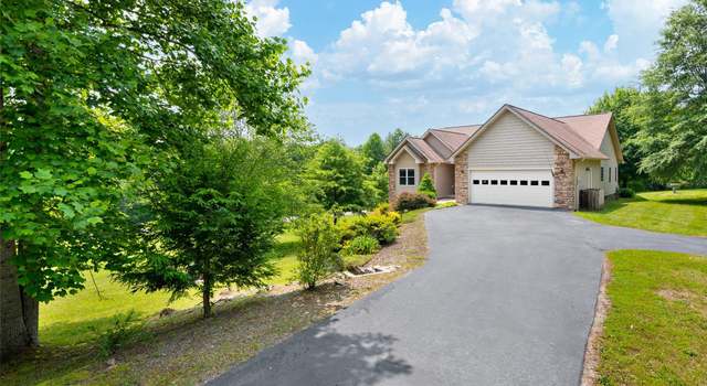 Photo of 1223 North Ridge Rd, Hendersonville, NC 28792