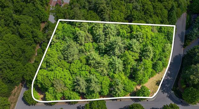 Photo of 404 Coopers Hawk Dr, Asheville, NC 28803