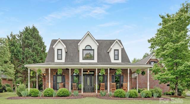 Property at 3300 Chancellor Ln, Monroe, NC 28110, 3 beds, 2.5 baths