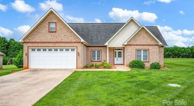 Photo of 116 Postell Dr, Statesville, NC 28625