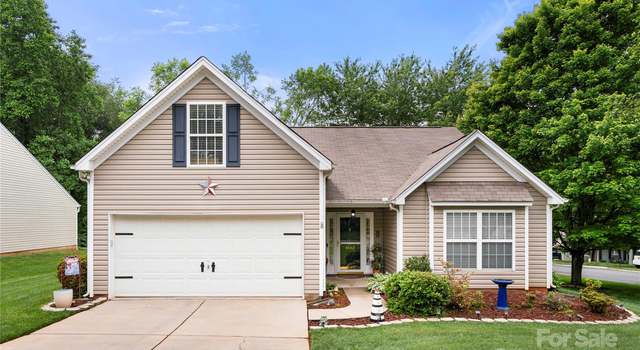 Photo of 1602 Eagle Lake Dr, Fort Mill, SC 29707