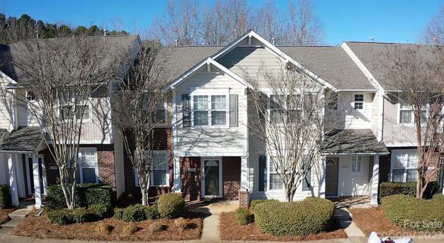 Photo of 8480 Chaceview Ct, Charlotte, NC 28269