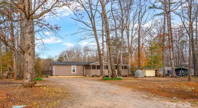 Photo of 153 Cheshire Ridge Rd, Harmony, NC 28634