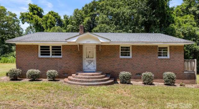 Photo of 3724 Tadlock Rd, Richburg, SC 29729