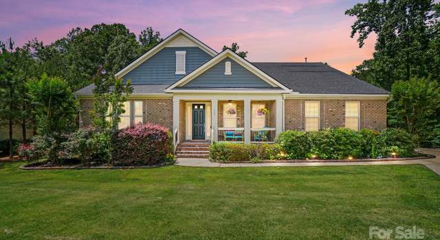 Photo of 161 Leaning Tower Dr, Mooresville, NC 28117