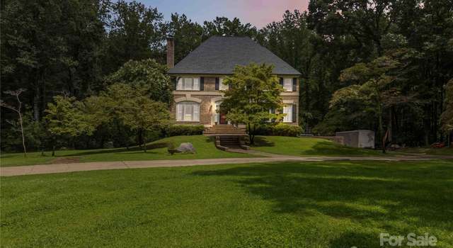Photo of 1055 Saddle Dr, York, SC 29745