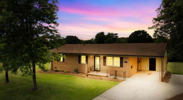 Photo of 1811 Belmar Dr, Gastonia, NC 28052