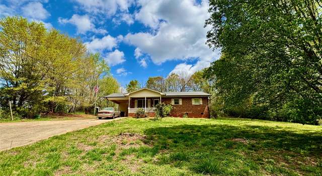 Photo of 138 Friendship Dr, Ellenboro, NC 28040