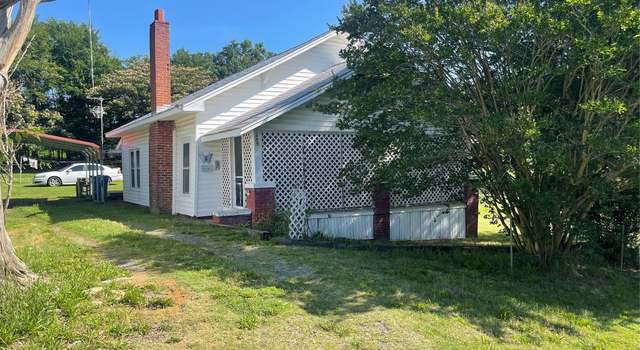 Photo of 408 Moose St, Albemarle, NC 28001