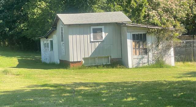 Photo of 408 Moose St, Albemarle, NC 28001