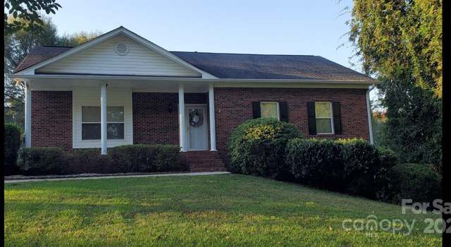 Photo of 4000 Wilson Ln, Charlotte, NC 28206