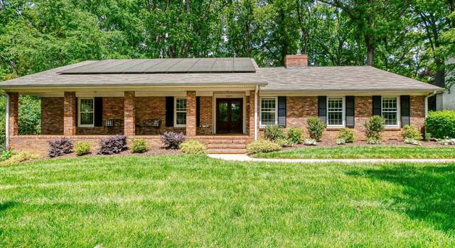 Photo of 301 Glen Oaks Rd, Charlotte, NC 28270