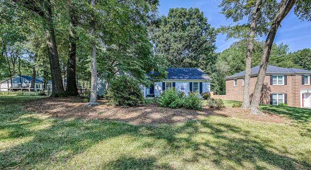 Photo of 1440 Renfrow Ln, Charlotte, NC 28270
