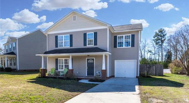 Photo of 1116 Newfound Hollow Dr, Charlotte, NC 28214