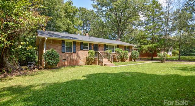 Photo of 733 Allister Dr, Charlotte, NC 28227