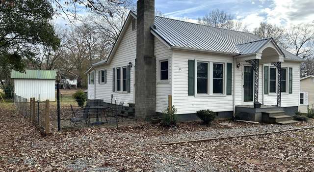 Photo of 271 Willow Run Dr, Forest City, NC 28043