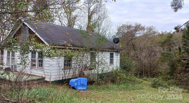 Photo of 1002 S Main St, Rutherfordton, NC 28139
