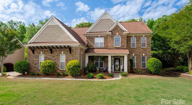 Photo of 900 Springwood Dr, Waxhaw, NC 28173