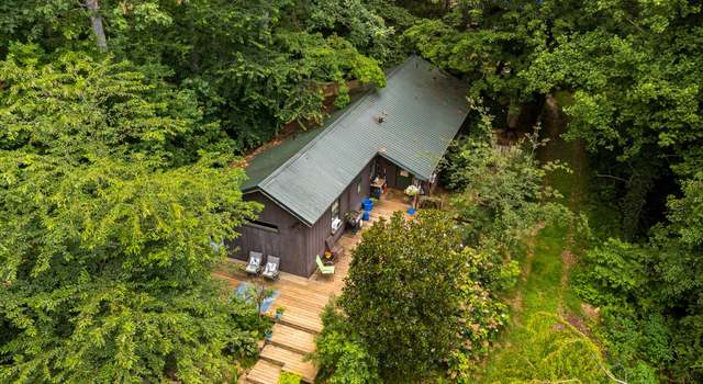 Property at 17 & 19 Mcgee Hill Rd, Fairview, NC 28730, 4 beds, 3 baths