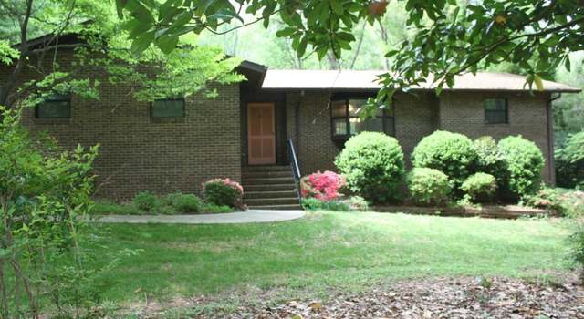 Photo of 7612 Linda Lake Dr, Charlotte, NC 28215