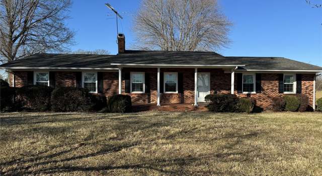 Photo of 1033 Mocksville Hwy, Statesville, NC 28625