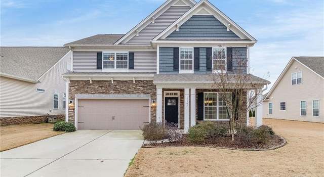 Photo of 11147 River Oaks Dr, Concord, NC 28027