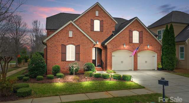 Photo of 16620 Redding Park Ln, Cornelius, NC 28031