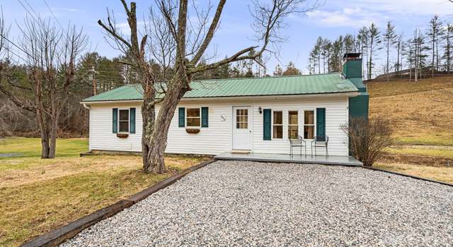 Photo of 6814 Jacks Creek Rd, Green Mountain, NC 28740