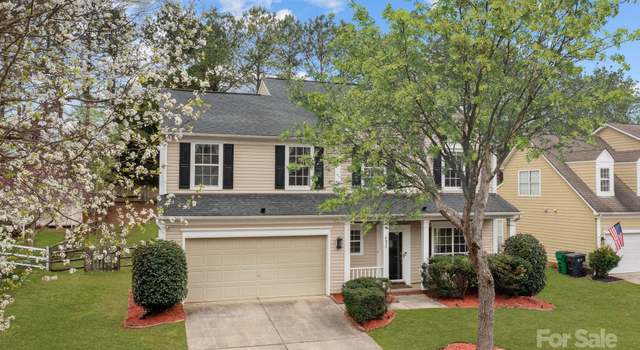 Photo of 8932 Raven Park Dr, Charlotte, NC 28216