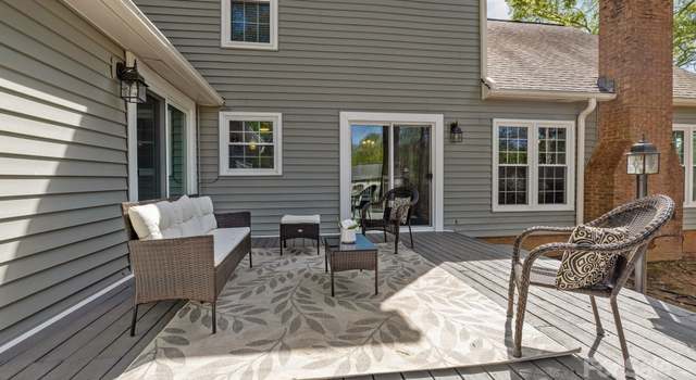 Photo of 2439 Heathershire Ln, Matthews, NC 28105