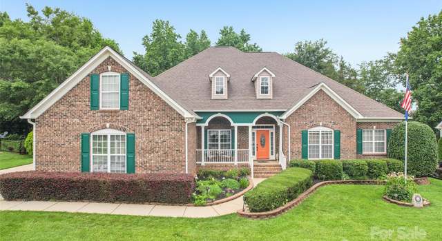 Photo of 1575 Williamsburg Dr, Rock Hill, SC 29732