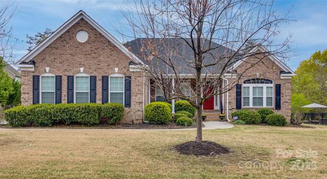 Photo of 615 Reliance Ct, Tega Cay, SC 29708