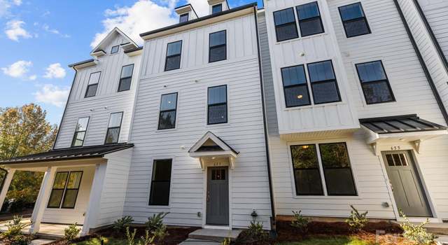 Photo of 657 District Ct, Fort Mill, SC 29708