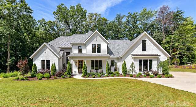 Photo of 440 Bridlewood Dr, Gold Hill, NC 28071
