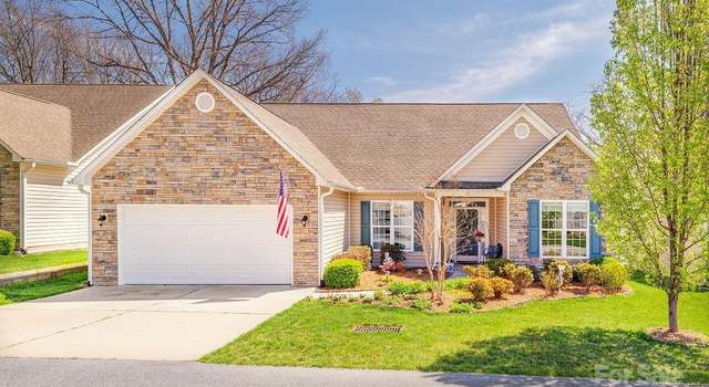 Photo of 111 Eagle Creek Trl S, Flat Rock, NC 28731