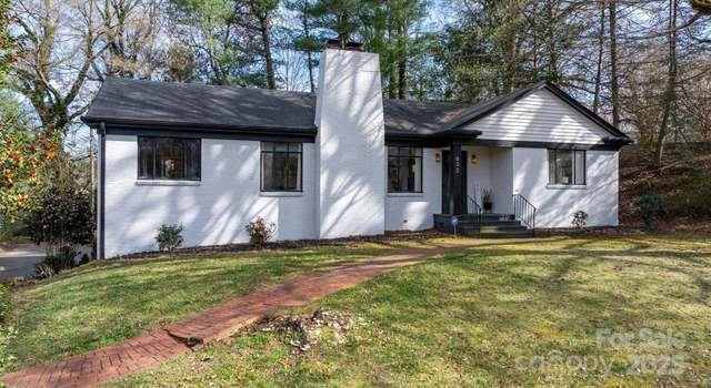 Photo of 632 4th Street Dr NW, Hickory, NC 28601