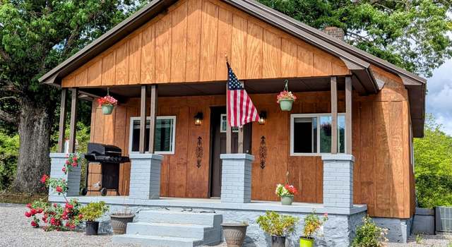 Photo of 2991 Brad Deal Rd, Valdese, NC 28690
