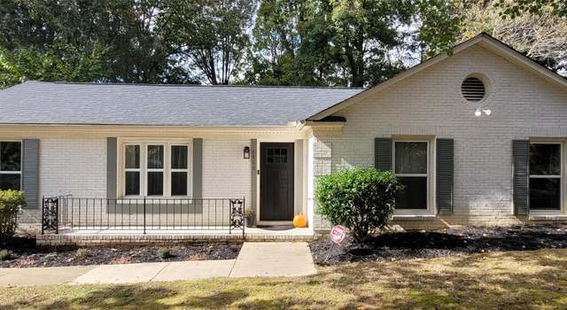 Photo of 6441 Bridlewood Ln, Charlotte, NC 28215