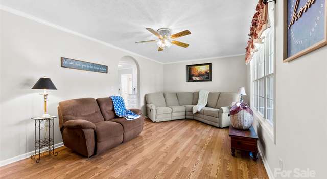Photo of 300 Scotland Dr, Kings Mountain, NC 28086