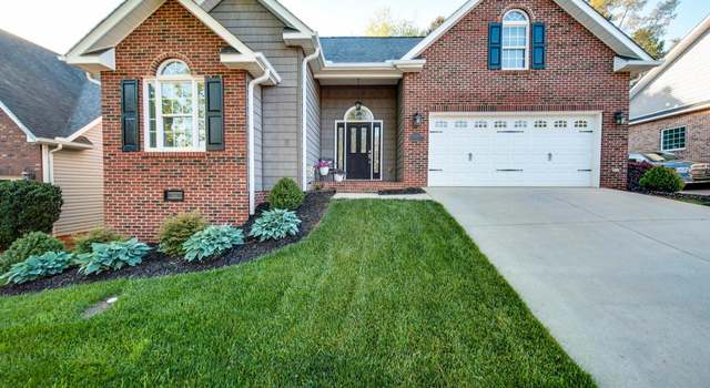 Photo of 4230 Pickering Dr, Hickory, NC 28602