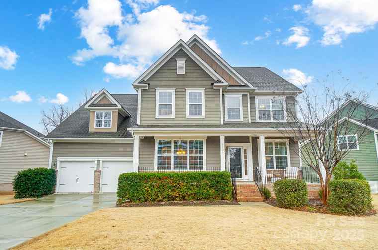 Photo of 1126 Snowbird Ln Waxhaw, NC 28173