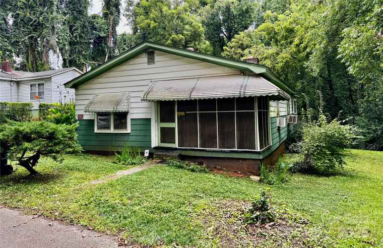 Photo of 536 Glenn St Rock Hill, SC 29732