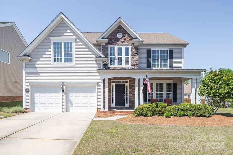 Photo of 10819 Elsfield Ave Concord, NC 28027